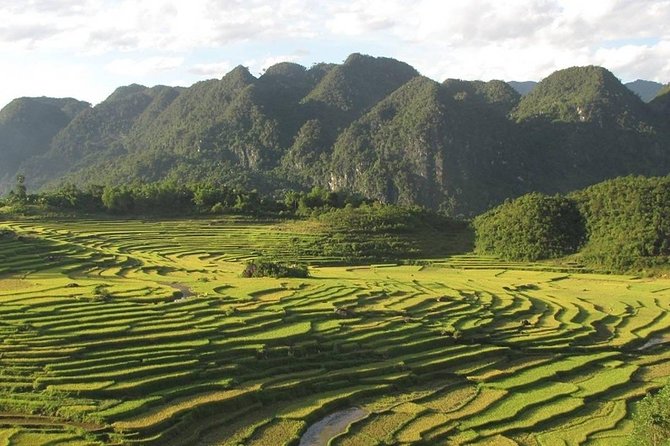 Mai Chau - Pu Luong trekking 3 days 2 nights - Day 2 sunrise and the toughest hiking day