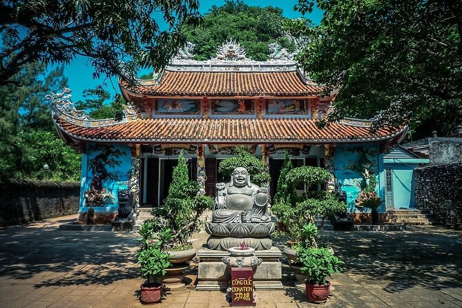 Marble Mountain and Hoi An Ancient Town Tour in Vietnam - Tam Thai and Linh Ung Pagoda: What to Look For on the Way Up