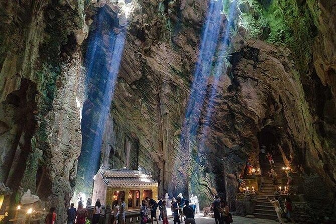 Marble mountain, Monkey Mountains with Cruise Trip on Han River - Dinner then the Han River cruise: the night section that earns the praise