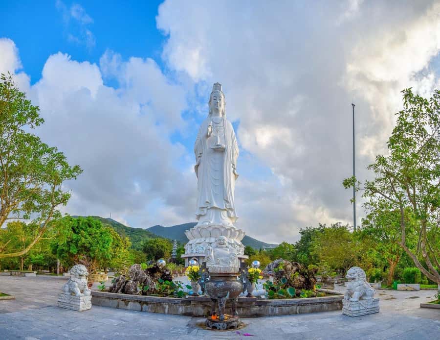 Marble Mountains, Am Phu Cave, Linh Ung Pagoda Luxury Tour - Hotel Pickup in Da Nang or Hoi An: Timing and Van Comfort