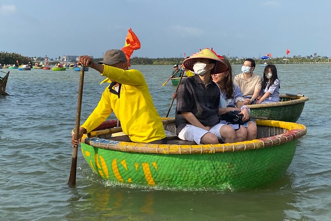 Market Tour , Basket Boat and Cooking Class Hoi An - War-time stories in the village: learning beyond food and boats