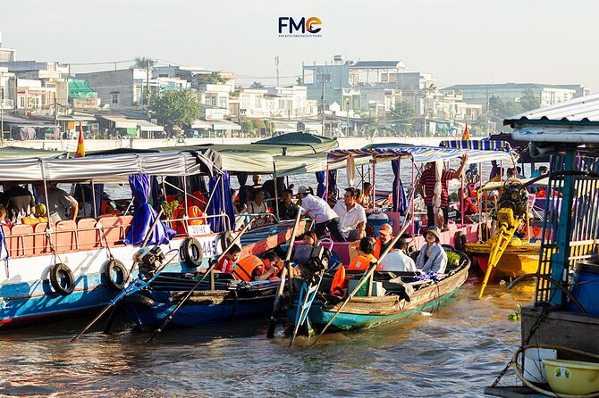 Mekong day tour Visit Cai Rang Floating Market pick up in Sai Gon - Muoi Cuong cocoa farm: learning the chocolate path