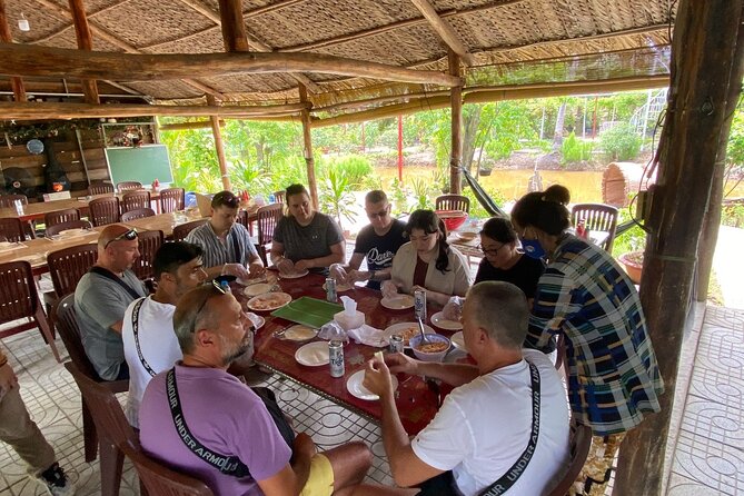 Mekong Delta Homestay Explore Nature 2-Day Family Tiny Garden - Kayaking the Waterways: What You Actually Learn From Being On the River