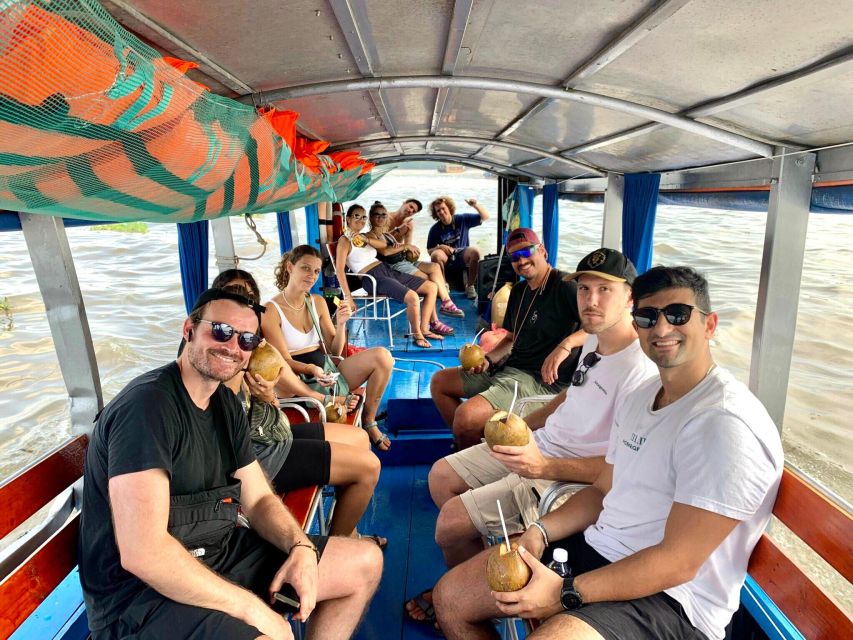 MeKong Delta Tour - Vinh Trang Pagoda: A Calm Cultural Pause