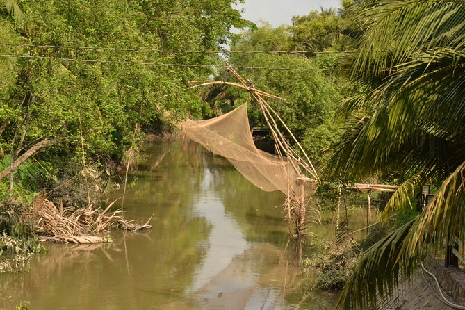 Mekong Delta Tours CanTho 2days - Boat cruise in natural waterways - Day 1 pacing: When the market ends, the countryside starts