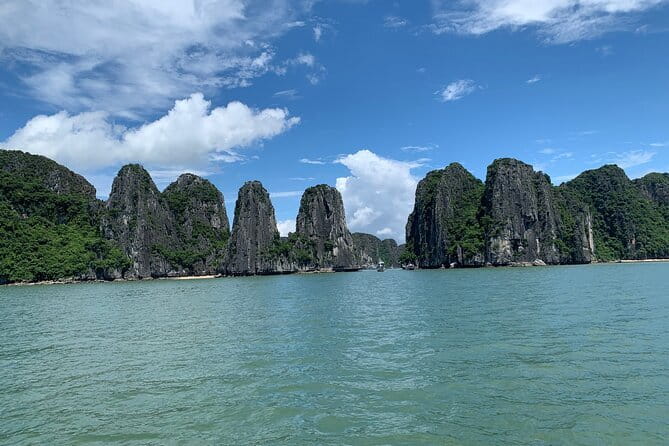 Mon Cheri Cruises 2 Days 1 Night - Cat Ba World Biosphere and Trung Trang Cave: Stalactites and a Real Cave Ecosystem
