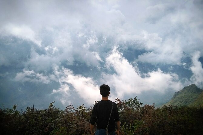 Mountain views and villages trek – 1 Day - Hau Thao viewpoint: Fansipan and Muong Hoa in one hike