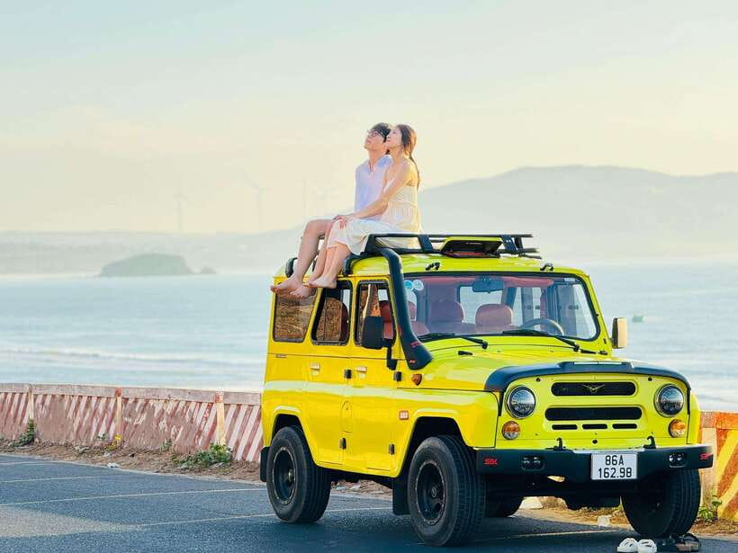 Mui Ne Group tour: Sunrise or Sunset Jeep Tour Sand Dunes - Fairy Stream: Worth Visiting, But Don’t Expect a Long Stroll