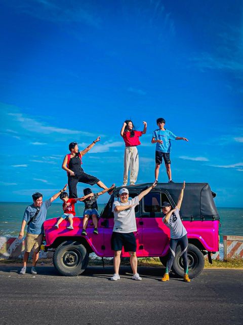 Mui Ne: Sand Dunes Jeep Tour with Friendly English Guide - Pickup, jeep ride, and group setup in Mui Ne (and Ham Tien)