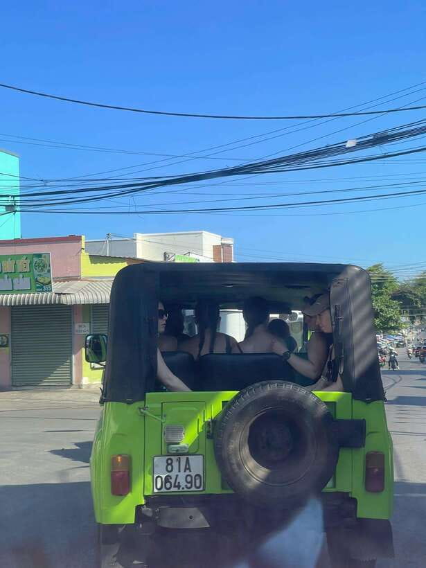 Mui Ne: Sunrise or Sunset Jeep Tour & Quad Bike With Driver - White Sand Dunes: quad bike time plus that sunrise viewpoint window