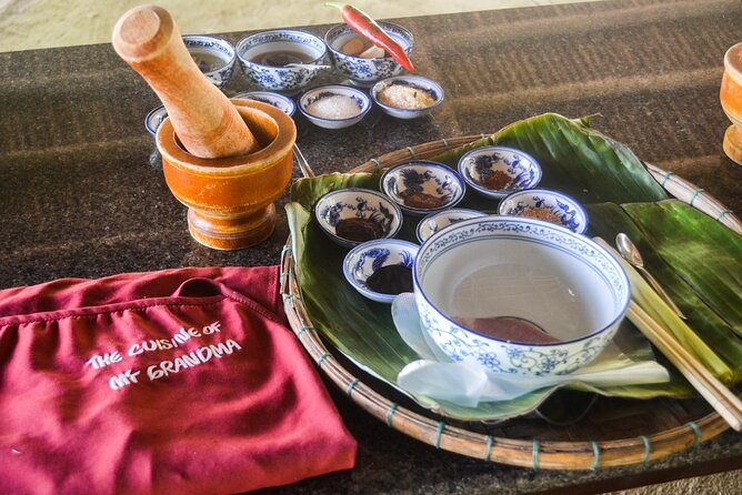 My Grandma's Home Cooking Class in Hoi An - Timing and group size: 12 max, multiple hands-on moments, less waiting