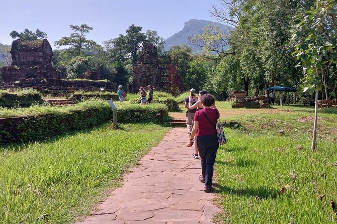 My Son Sanctuary and Boat Trip Sunset private Tour - The Thu Bon river boat trip: your slow reset back to Hoi An