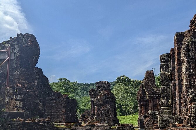 My Son Sanctuary and Hoi An Walking Tour - Why this My Son + Hoi An combo works in 7.5 hours