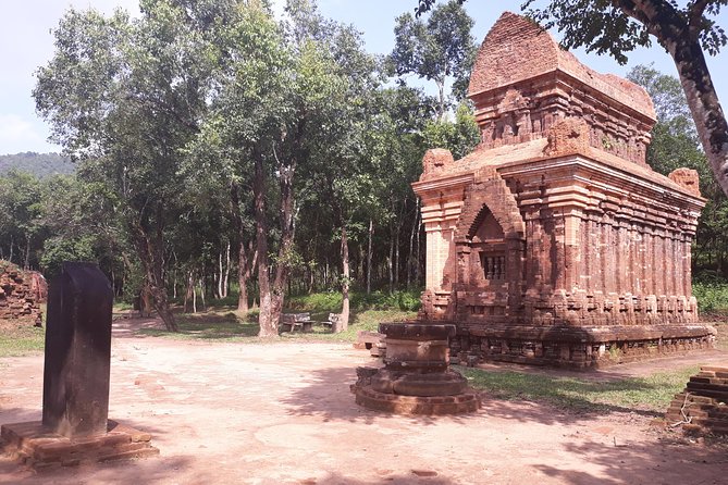 My Son Sanctuary and Marble Mountains from HOI AN OR DA NANG - The Lunch and Comfort Details That Actually Improve Your Day