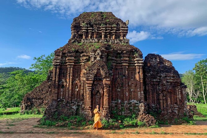 My Son Sanctuary Early Morning Tour 6 am w Banh my and Coffee - Exploring My Son Before It Gets Hot