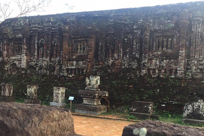 My Son Sanctuary - small group tour and Thu Bon river cruising - Which guide style works best here