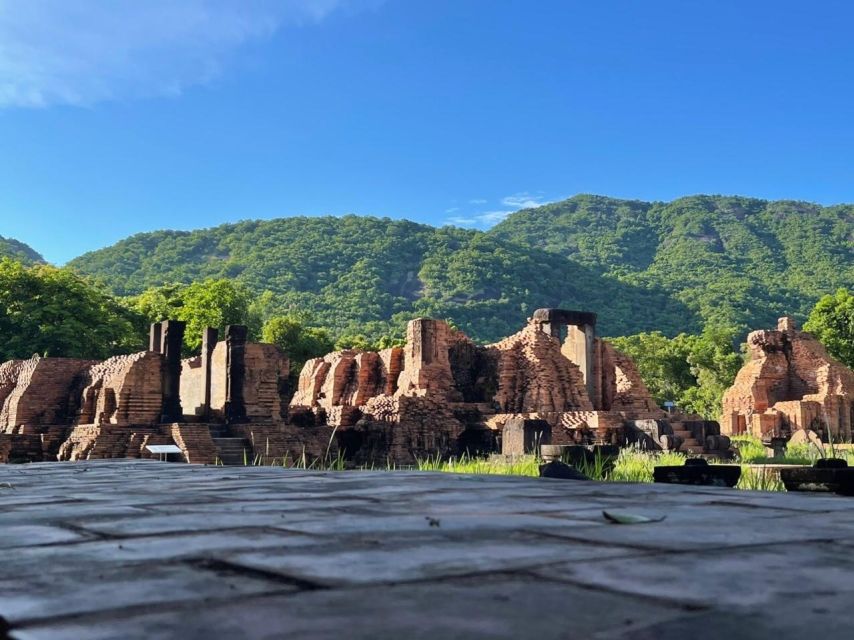 My Son Sanctuary Tour with Cham Dance & Thu Bon Boat Ride - Price and logistics: what you pay for, what you don’t