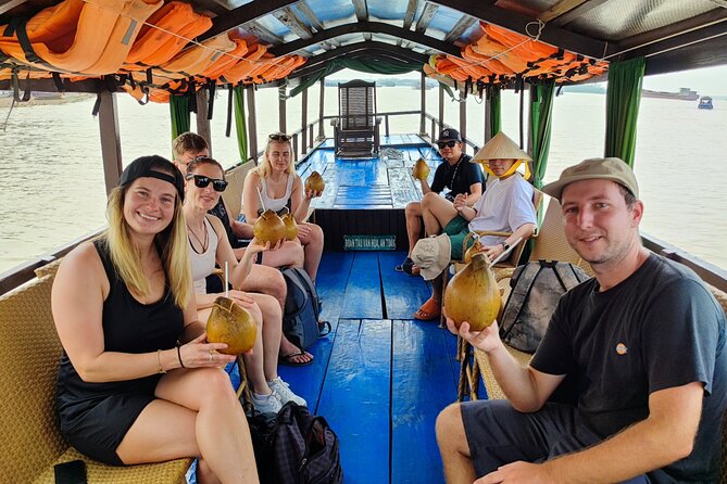 My Tho - Mekong Delta One Day Guided Trip Best Excursion HCM City - Lunch at a riverside restaurant: what to expect and how to order smart