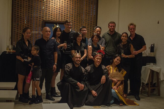 Mystic Night Show - Magic & Comedy - Getting your mobile ticket and the welcome drink moment