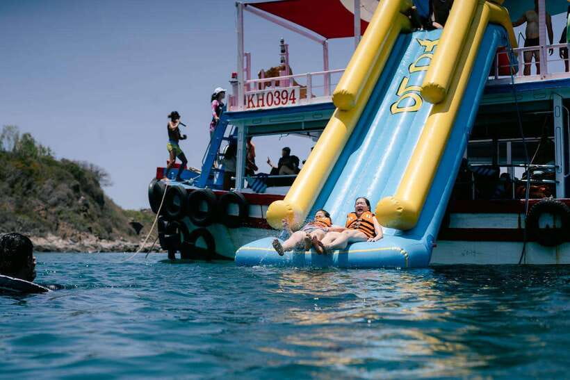 Nha Trang: Coral Reef Snorkeling, Mud Bath & Floating Bar - Lunch at Noon: Seafood With Spectacular Views