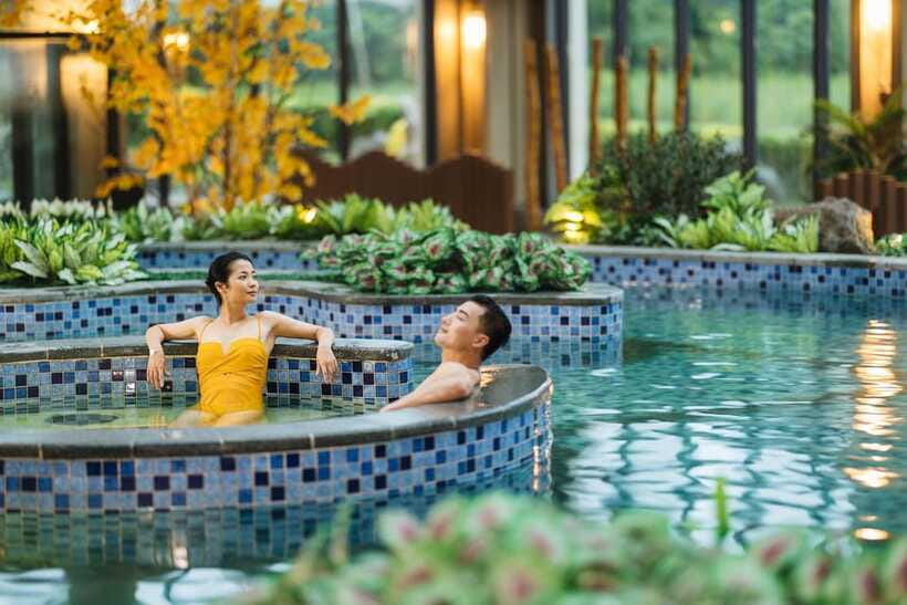 Nha Trang: Deluxe Ocean Snorkeling Tour with BBQ & Mud Bath - Hon Tam Merperle Mud Bath: Mineral Soak, Resort Reset