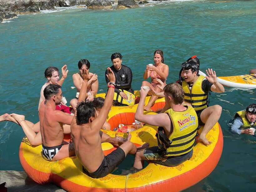 Nha Trang: Hopping Tour, Snorkeling, Boat Party, & BBQ Lunch - Lunch on a floating restaurant: BBQ seafood, Vietnamese classics, and options
