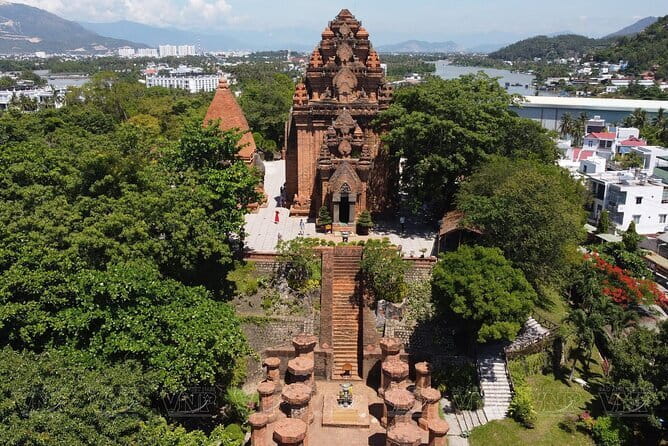 Nha Trang Premium City Tour with Traditional Lunch - Stop 2: Po Nagar Cham Towers and the story etched in stone