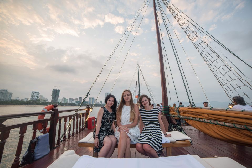 Nha Trang: Romantic Sunset Cocktails and Dinner Cruise - Practical tips to make the evening smoother