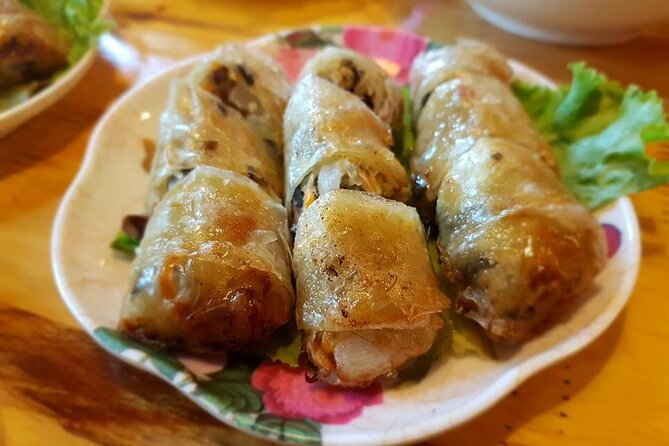 Night Life Street Food Tours Hoi An - Why Hoi An Night Street Food Works Best With a Guide