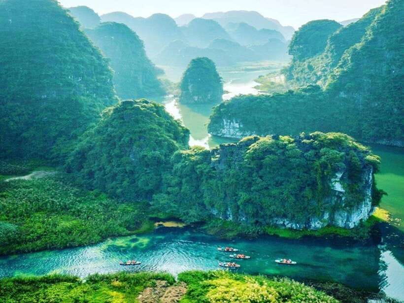 Ninh Binh 1-day tour Bai Dinh Trang An Mua Cave Small Group - Trang An Grottoes: Why the 2.5-Hour Boat Cruise Is the Heart of the Tour