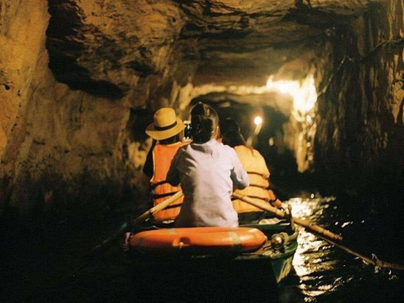 Ninh Binh 1-day tour Bai Dinh Trang An Mua Cave Small Group - Group Size, Guide Delivery, and How to Make the Most of It