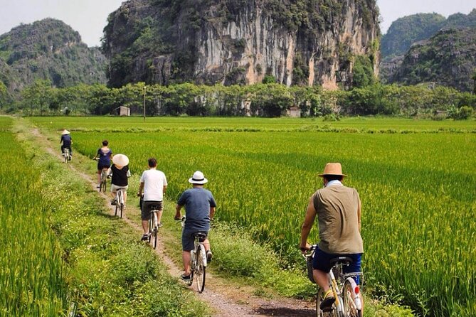 Ninh Binh 1 day trip with Hoa Lu- Tam Coc boat & Cycling village - Mua Caves timing and the extra Hang Mua ticket