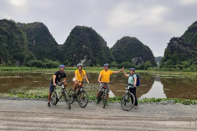 Ninh Binh 2 Days Luxury Limousine Small Group Option 3 Star - Day 2 Mua Cave Morning, Bai Dinh Pagoda, and Hoa Lu