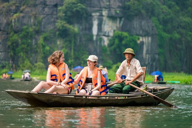 Ninh Binh 2 days,1 night from Hanoi: Hoa Lu - Mua Cave - Tam Coc - Cuc Phuong - Tam Cốc boat ride + Bích Động: limestone scenery at human speed
