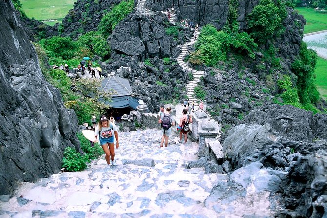 Ninh Binh 2D/1N from Hanoi: Hoa Lu - Tam Coc - Mua Cave - Bai Dinh - Trang An - A one-night Ninh Binh loop that avoids the worst kind of rushed