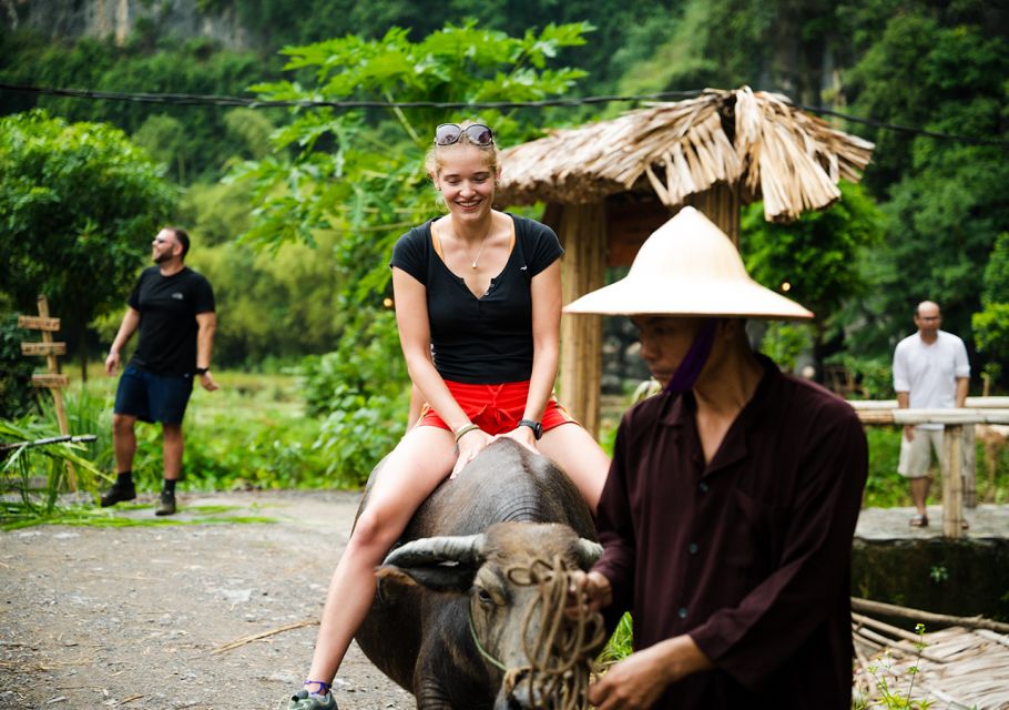 Ninh Binh: Buffalo riding, rice planting group tour - Nơm Fishing: Catching Fish the Traditional Basket Way