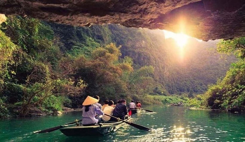 Ninh Binh Day Tour: Hoa Lu, Trang An Mua Cave, Boat Ride - Key points at a glance
