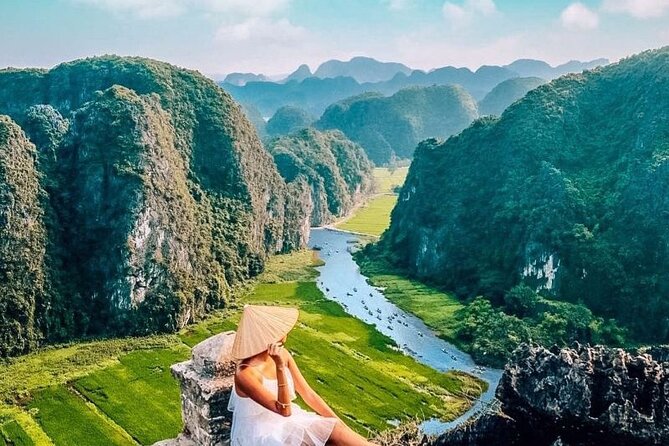 Ninh Binh full day-Hoa Lu temple & biking, Tam Coc boat trip, Dragon mountain - Food, group size, and comfort: is $55 good value?