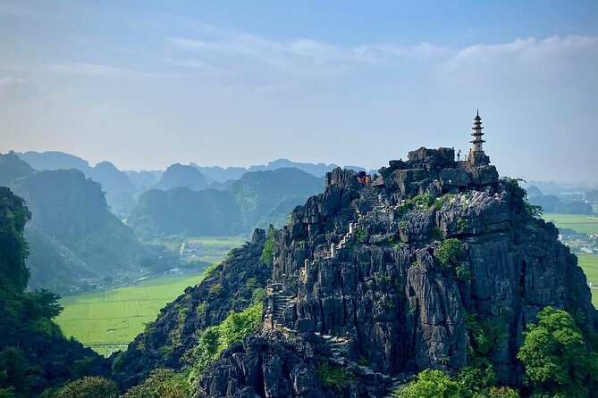 Ninh Binh Full Day Tour from Hanoi : Hoa Lu Tam Coc Mua Cave - Hoa Lu Ancient Capital: Dinh King and Le King temples