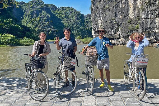 Ninh Binh Full Day Tour with Hoa Lu, Tam Coc and Mua Cave - Getting Around With an English Guide: What the Day Feels Like in Motion