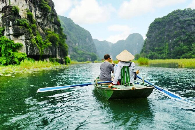 Ninh Binh Heritage trip in a day - Hoa Lu Ancient Capital: Dinh and Le Temples in About an Hour