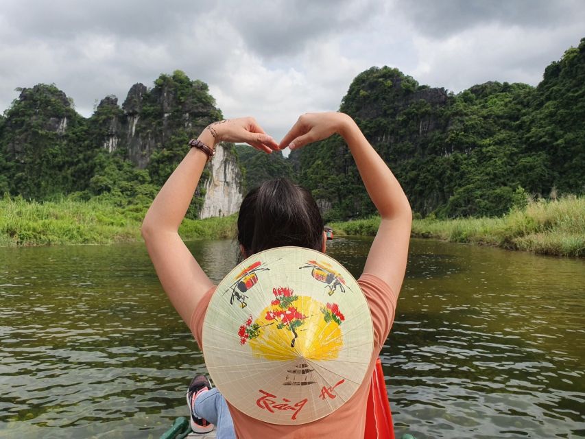 Ninh Binh: Hoa Lu, Mua Cave, and Trang An Tour and Boat Ride - Should you book the Hoa Lu, Mua, and Trang An day trip?