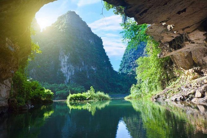 Ninh Binh-Hoa Lu-Tam Coc - Mua cave - Dragon Mountain Hiking 1 Day Tour - Price and value: why $40 can work here