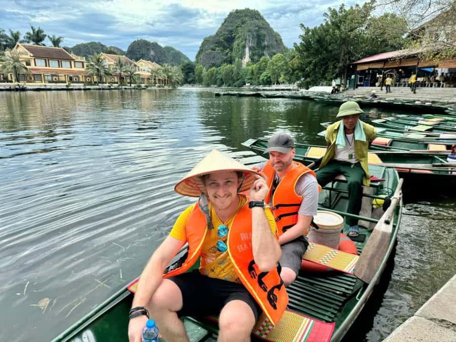 Ninh Binh Jeep Tour: Trang An Boat Ride, Bich Dong, Mua Cave - Bich Dong Pagoda: Three Levels of Calm on Limestone