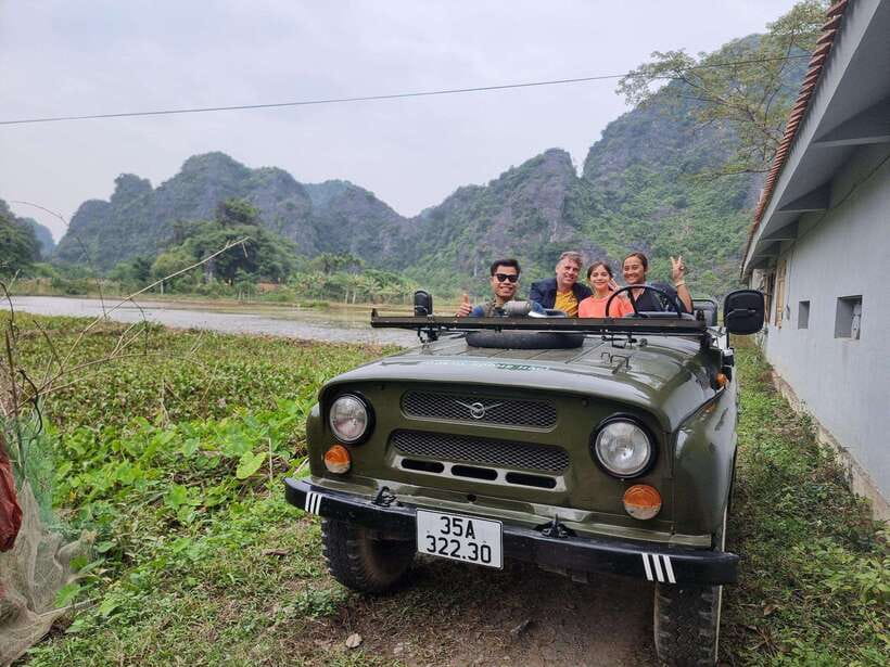 Ninh Binh Jeep tour:2 hours visit Bich Dong, Thai Vi temple - Why a 2-hour jeep loop in Hoa Lư hits the sweet spot