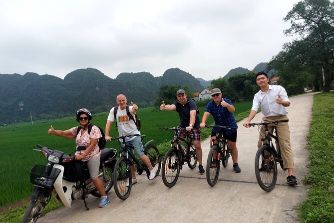 Ninh Binh Luxury Day Tour by Limousine- Small Group- All included - Mua Cave and Lying Dragon Mountain: the view payoff