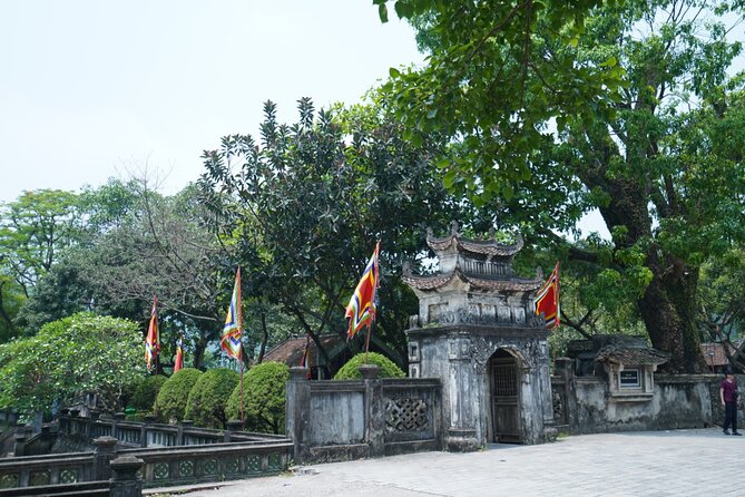 Ninh Binh One Day Trips- from Hanoi - Starting in Hanoi: Opera House Pickup and the Road South