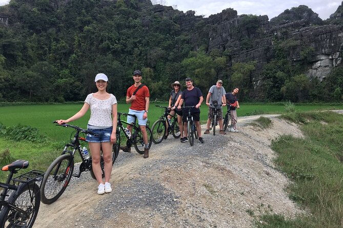 Ninh Binh Private Tour to Mua Cave Trang An Grottoes From Hanoi - Tam Coc by bike: rice paddies, limestone hills, and a farmer’s house visit