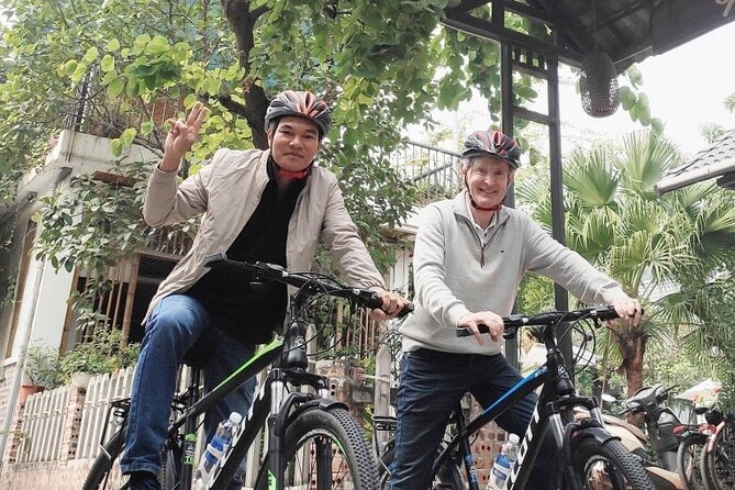 Ninh Binh Private Tour to Mua Cave Trang An Grottoes From Hanoi - Trang An Landscape Complex: a 2-hour sampan ride through caves