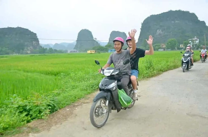 Ninh Binh Sunset Motorbike: Mua Cave, Coi Khe & Hoa Lu Town - Coi Khe Village: A Quiet Stop That Actually Changes the Pace